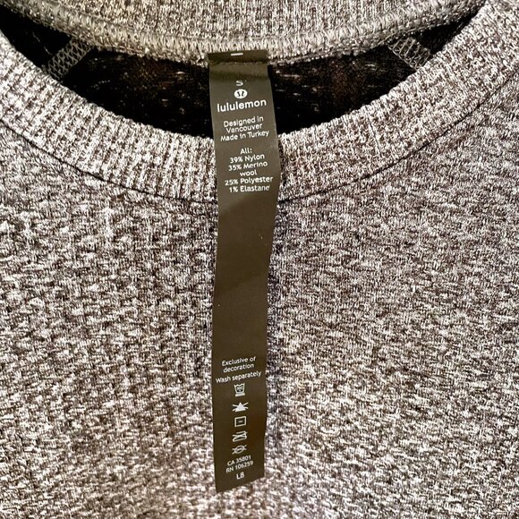 Lululemon Men's Engineered Warmth Long-Sleeve Crew Tee, Size Small - Picture 4 of 5